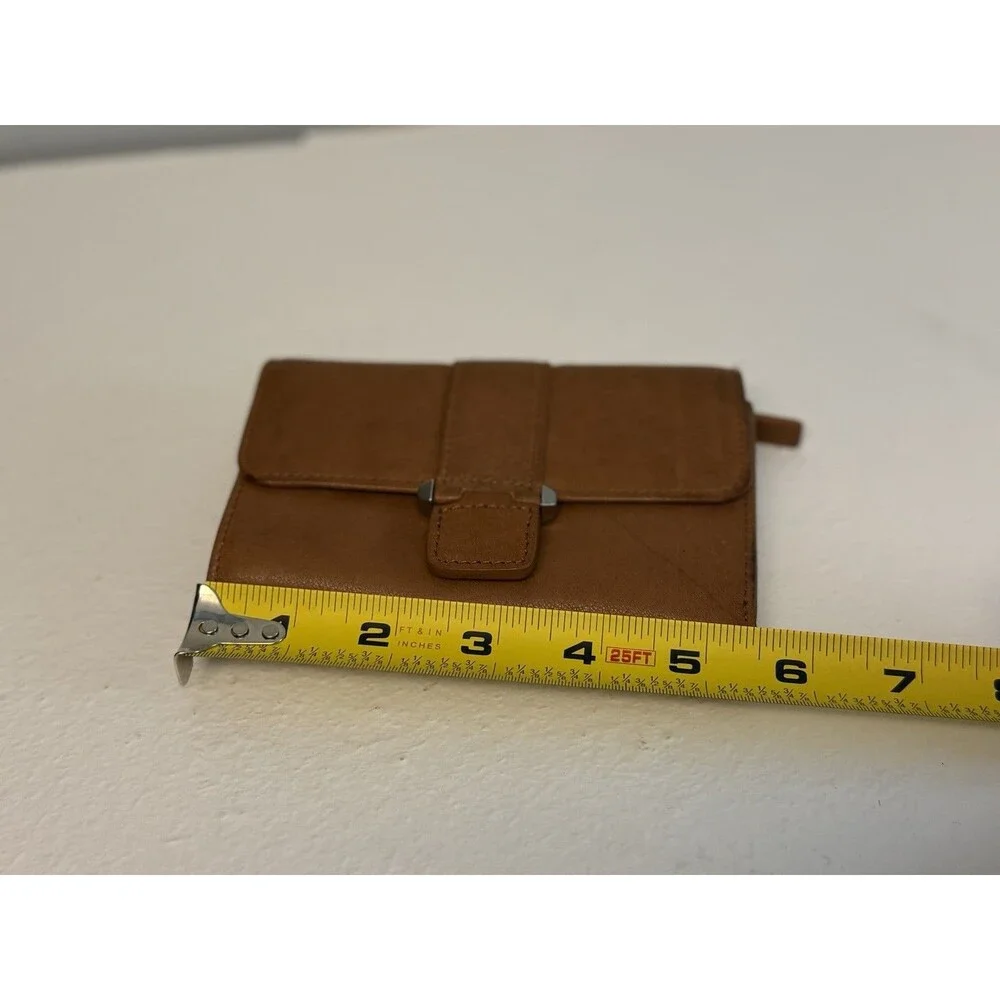 Pelle Studio Brown Leather Trifold Wallet Organizer Snap Zipper Pocket Compact
